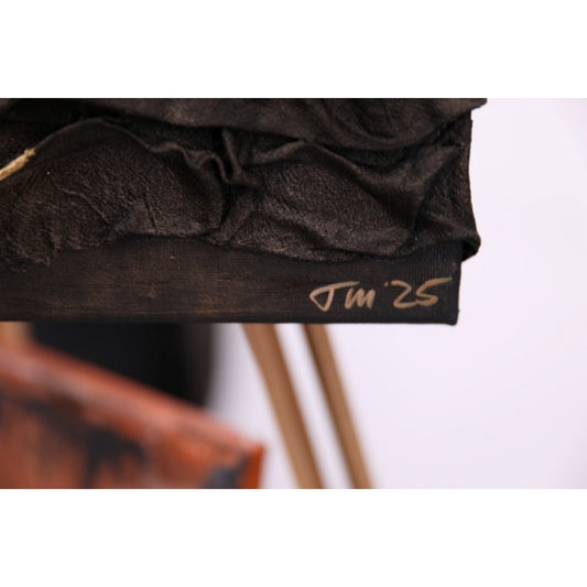 Strukturbild mit Mond Motiv Detailaufnahme Signatur