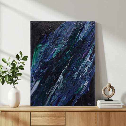 Acrylic Pouring Bild in weiß grün und blau auf Kommode